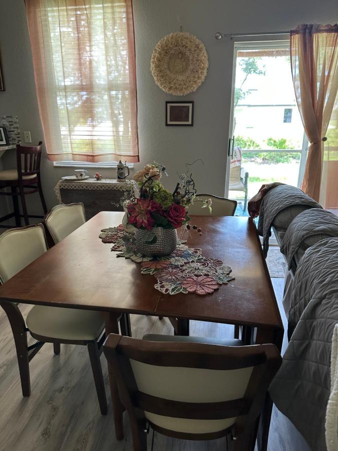 Quiet Room In A Family Home Lehigh Acres Exteriör bild