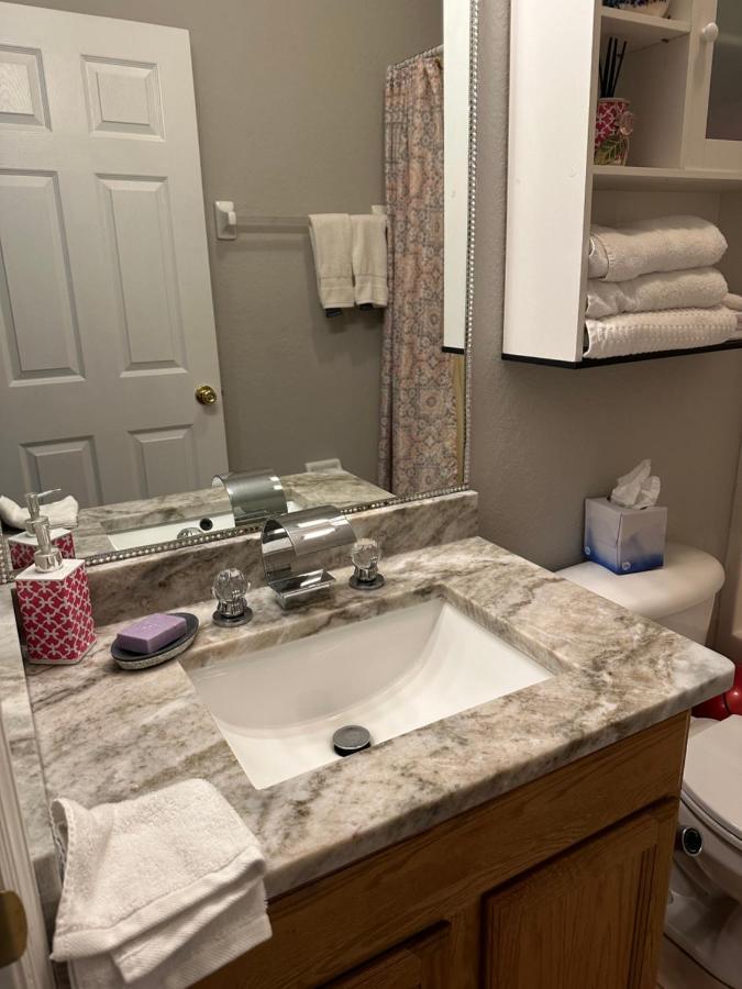 Quiet Room In A Family Home Lehigh Acres Exteriör bild
