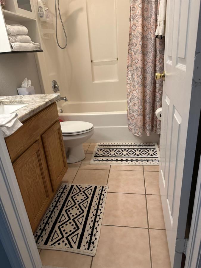 Quiet Room In A Family Home Lehigh Acres Exteriör bild